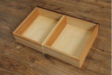 中古　国産民芸家具　和モダンな空間づくりにも活躍するキャビネット(食器棚、飾り棚、収納棚、戸棚、カップボード)(R-075357)