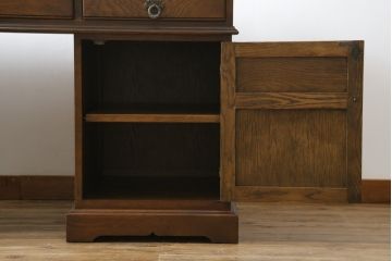 中古　old charm(オールドチャーム)　オーク材　深みのある色合いとアンティーク調のデザインが魅力的な組立て式両袖机(デスク、ニーホールデスク、プレジデントデスク、在宅用、在宅ワーク用、英国)(R-075358)
