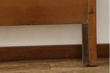 中古　イタリア製　メデア(Medea)　優美な佇まいが魅力的!!ラタンが涼し気な印象のヘッドボード(ベッドフレーム、ダブル)(定価約50万円)(R-075359)