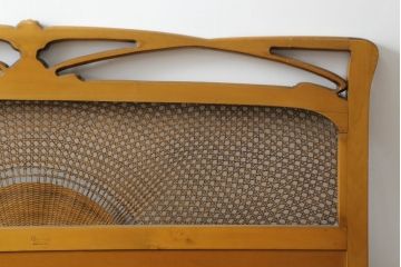 中古　イタリア製　メデア(Medea)　優美な佇まいが魅力的!!ラタンが涼し気な印象のヘッドボード(ベッドフレーム、ダブル)(定価約50万円)(R-075359)