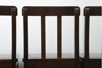 中古　鉄刀木(タガヤサン)　キャスター付き　美しい杢目が目を惹く収納付き板座チェア4脚セット(ダイニングチェア、椅子、イス)(R-075390)