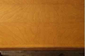 中古　美品　横浜クラシック家具　ダニエル(daniel)　アーリーアメリカンシリーズ　A-344　ヨーロピアンな装飾が上品なダイニングテーブル(ミッシェルテーブル、4人掛け、6人掛け、食卓)(R-075392)