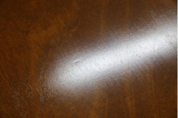 中古　美品　横浜クラシック家具　ダニエル(daniel)　アーリーアメリカンシリーズ　A-344　ヨーロピアンな装飾が上品なダイニングテーブル　(R-075392)