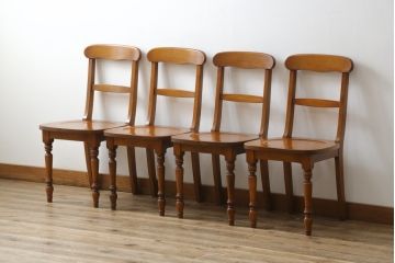 中古　美品　横浜ダニエル(daniel)　アメリカンシリーズ　シンプルなデザインが取り入れやすいダイニングチェア4脚セット(アームレスチェア、板座チェア、椅子、イス)(定価4脚で約40万円)(R-075393)