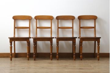 中古　美品　横浜ダニエル(daniel)　アメリカンシリーズ　シンプルなデザインが取り入れやすいダイニングチェア4脚セット(アームレスチェア、板座チェア、椅子、イス)(定価4脚で約40万円)(R-075393)