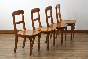 中古　美品　横浜ダニエル(daniel)　アメリカンシリーズ　シンプルなデザインが取り入れやすいダイニングチェア4脚セット(アームレスチェア、板座チェア、椅子、イス)(定価4脚で約40万円)(R-075393)