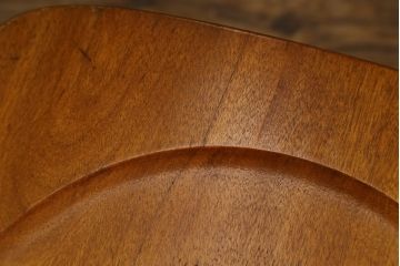 中古　美品　横浜ダニエル(daniel)　アメリカンシリーズ　シンプルなデザインが取り入れやすいダイニングチェア4脚セット(アームレスチェア、板座チェア、椅子、イス)(定価4脚で約40万円)(R-075393)