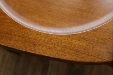 中古　美品　横浜ダニエル(daniel)　アメリカンシリーズ　シンプルなデザインが取り入れやすいダイニングチェア4脚セット(アームレスチェア、板座チェア、椅子、イス)(定価4脚で約40万円)(R-075393)