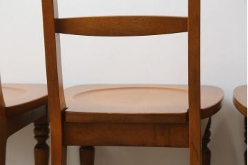 中古　美品　横浜ダニエル(daniel)　アメリカンシリーズ　シンプルなデザインが取り入れやすいダイニングチェア4脚セット(アームレスチェア、板座チェア、椅子、イス)(定価4脚で約40万円)(R-075393)