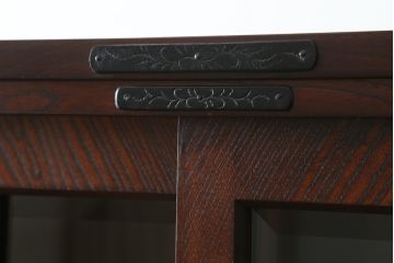 中古　美品　岩谷堂箪笥　和モダンスタイルのお部屋におすすめなブックケース(書棚、本箱、飾り棚、収納棚、戸棚、キャビネット)(R-075396)