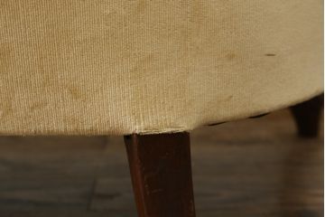イギリスビンテージ　マホガニー材　優雅なデザインが目を惹くシェーズロング(カウチソファ、長椅子、2人掛けソファ、2P、二人掛け、英国、ヴィンテージ)(R-075397)