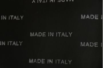 中古　美品　2020年3月頃購入　総本革(レザー)　イタリア　ニコレッティ・ホーム(NICOLETTI HOME)　テスラ(Tesla)　快適な座り心地と高級感ある空間を演出してくれる2.5Pソファ(レザーソファ、アームソファ、ハイバック、ローバック、2人掛け、3人掛け)(定価約54万円)(R-075398)