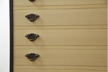 中古　老舗　桐屋田中　落ち着いた佇まいで和モダンな雰囲気を引き立てる加茂総桐箪笥(チェスト、総桐たんす、和タンス、衣装箪笥、収納箪笥、引き出し)(R-075401)