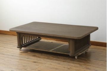 和製ビンテージ　美品!!　高級杉材　勘六作　木の風合いが楽しめる凝ったデザインの座卓(ローテーブル、センターテーブル、文机、座机、ヴィンテージ)(R-075402)