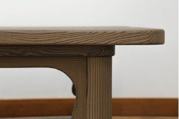 和製ビンテージ　美品!!　高級杉材　勘六作　木の風合いが楽しめる凝ったデザインの座卓(ローテーブル、センターテーブル、文机、座机、ヴィンテージ)(R-075402)