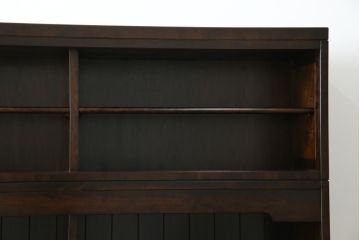 中古　美品　星野民芸(星野民藝)　落ち着いたシックな色合いが魅力の高山式食器棚(水屋箪笥、和風キャビネット、飾り棚、収納棚、戸棚)(R-075403)