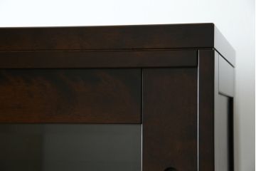 中古　美品　星野民芸(星野民藝)　落ち着いたシックな色合いが魅力の高山式食器棚(水屋箪笥、和風キャビネット、飾り棚、収納棚、戸棚)(R-075403)