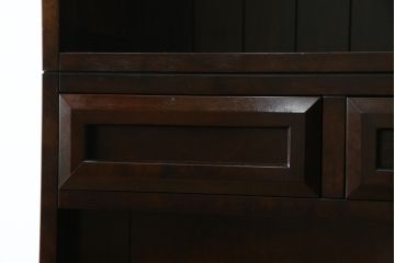 中古　美品　星野民芸(星野民藝)　落ち着いたシックな色合いが魅力の高山式食器棚(水屋箪笥、和風キャビネット、飾り棚、収納棚、戸棚)(R-075403)