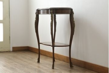 中古　イギリス　メートランドスミス(MAITLAND SMITH)　細部まで拘りあるデザインが素敵なサイドテーブル(コンソールテーブル、飾り棚、花台、英国、店舗什器)(R-075404)