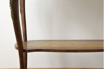 中古　イギリス　メートランドスミス(MAITLAND SMITH)　細部まで拘りあるデザインが素敵なサイドテーブル(コンソールテーブル、飾り棚、花台、英国、店舗什器)(R-075404)