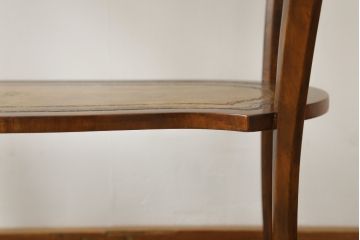 中古　イギリス　メートランドスミス(MAITLAND SMITH)　細部まで拘りあるデザインが素敵なサイドテーブル(コンソールテーブル、飾り棚、花台、英国、店舗什器)(R-075404)