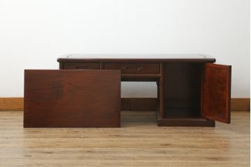 中古　美品　花梨(カリン)材　落ち着いた色味と上品な佇まいが魅力的な片袖机(ローテーブル、座机、文机、作業台、ワークデスク、唐木、在宅用、在宅ワーク用)(R-075405)