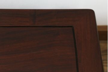 中古　美品　花梨(カリン)材　落ち着いた色味と上品な佇まいが魅力的な片袖机(ローテーブル、座机、文机、作業台、ワークデスク、唐木、在宅用、在宅ワーク用)(R-075405)
