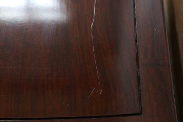中古　美品　花梨(カリン)材　落ち着いた色味と上品な佇まいが魅力的な片袖机(ローテーブル、座机、文机、作業台、ワークデスク、唐木、在宅用、在宅ワーク用)(R-075405)