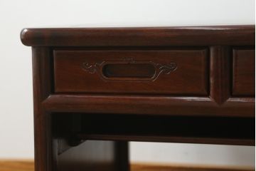 中古　美品　花梨(カリン)材　落ち着いた色味と上品な佇まいが魅力的な片袖机(ローテーブル、座机、文机、作業台、ワークデスク、唐木、在宅用、在宅ワーク用)(R-075405)