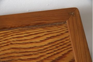 和製ビンテージ　最高級　肥松無垢材　品のある佇まいと美しい木目が魅力の飾り棚(違い棚、茶棚、収納棚、戸棚、ヴィンテージ)(R-075408)