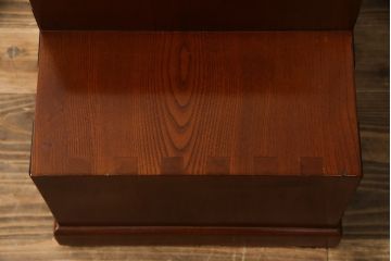 中古　美品!!　楡(ニレ)材　両面使いできる重厚な階段箪笥(和箪笥、和タンス、収納箪笥)(R-075409)