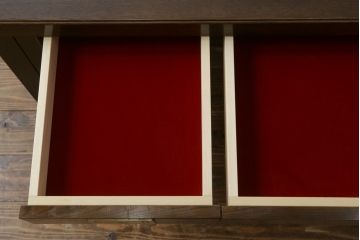 中古　美品!!　カリモク家具(karimoku)　domani(ドマーニ)　Morganton(モーガントン)　ゴールドの引手が高級感を演出するセンターテーブル(リビングテーブル、ローテーブル)(定価約25万円)(R-075412)