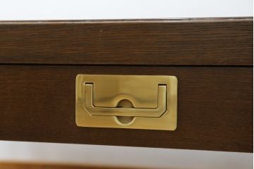 中古　美品!!　カリモク家具(karimoku)　domani(ドマーニ)　Morganton(モーガントン)　ゴールドの引手が高級感を演出するセンターテーブル(リビングテーブル、ローテーブル)(定価約25万円)(R-075412)