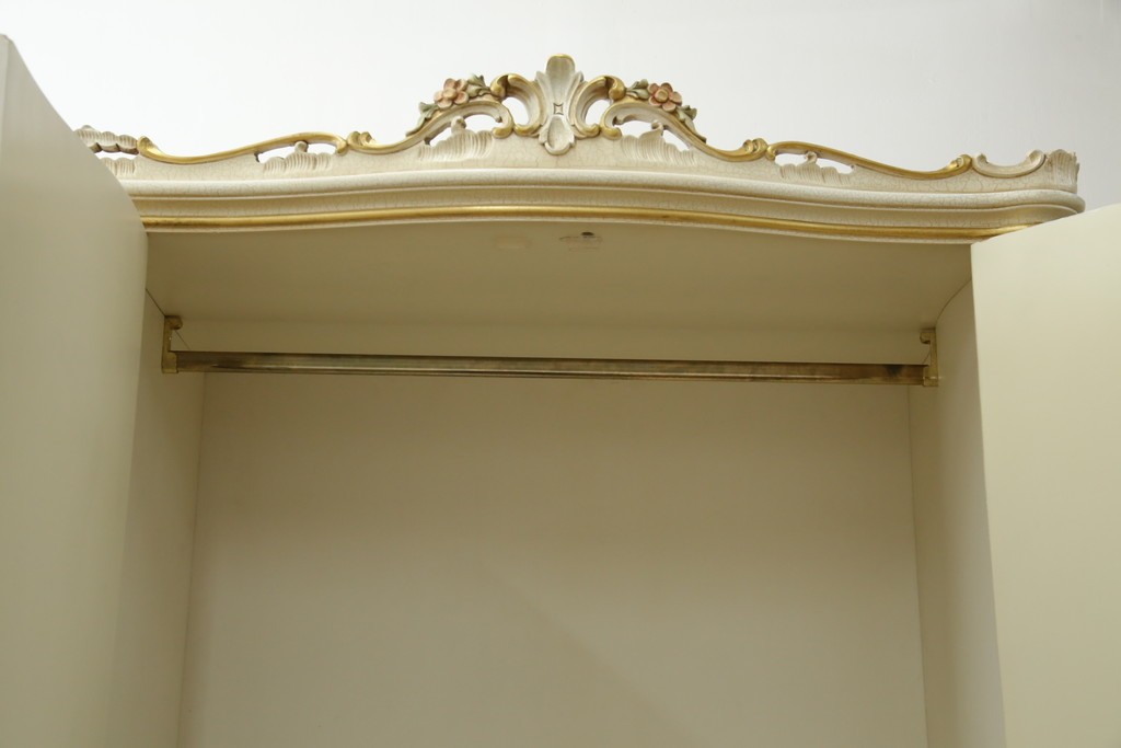 中古　SILIK(シリック)　ロココ調　エレガントな空間づくりにおすすめ!特大ワードローブ　定価約220万円　(R-075414)