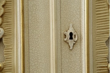 中古　SILIK(シリック)　ロココ調　エレガントな空間づくりにおすすめ!特大ワードローブ　定価約220万円　(R-075414)