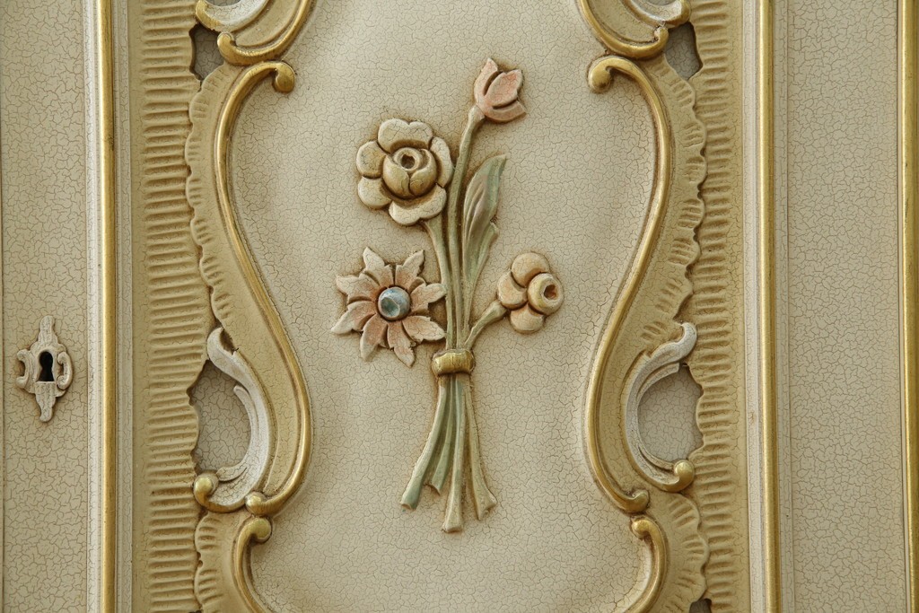 中古　SILIK(シリック)　ロココ調　エレガントな空間づくりにおすすめ!特大ワードローブ　定価約220万円　(R-075414)