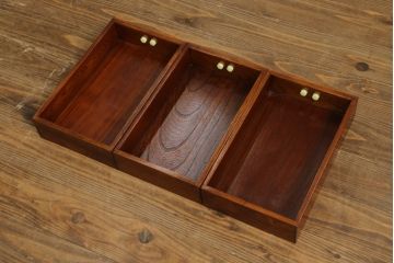 中古　美品!!　総欅(ケヤキ)材　趣ある佇まいが目を引く関西火鉢(ローテーブル、長火鉢、座卓、囲炉裏)(R-075415)