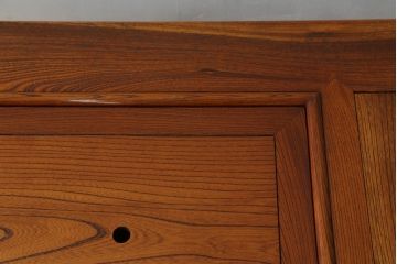 中古　美品!!　総欅(ケヤキ)材　趣ある佇まいが目を引く関西火鉢(ローテーブル、長火鉢、座卓、囲炉裏)(R-075415)