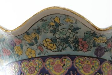 中国　色絵　粉彩　多種多様な絵付けと堂々とした佇まいが魅力の特大壷(定価約120万円)(鶴、ツル、鹿、花鳥、窓絵、飾り壺、置物)(R-075418)