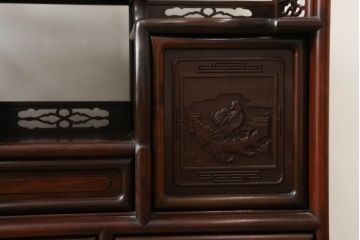 和製ビンテージ　花梨(カリン)材　凝った意匠が素敵な飾り棚(収納棚、戸棚、茶棚、違い棚、ヴィンテージ)(R-075428)