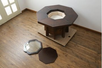 中古 星野民芸(星野民藝) 2way 個性的なデザインが存在感を放つ八角炉とサイドテーブルのセット(ダイニングテーブル、囲炉裏テーブル、2人掛け、4人掛け、バラ売り可能)(R-075435)