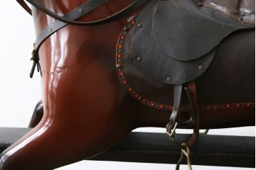 イギリスビンテージ　リアルな造形のロッキングホース(木馬、ビンテージ、ディスプレイ、英国)(R-075438)