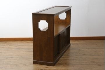 中古　美品!!　葉山ガーデン(Hayama Classic)　上質な和の空間を演出する格子引き戸の収納棚(食器棚、茶棚、戸棚)(R-075439)