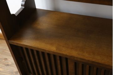 中古　美品!!　葉山ガーデン(Hayama Classic)　上質な和の空間を演出する格子引き戸の収納棚(食器棚、茶棚、戸棚)(R-075439)