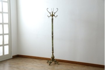 中古　イタリア高級家具　組み立て式　大理石　ヨーロピアンなお部屋の演出にピッタリな真鍮製のポールハンガー　(R-075440)