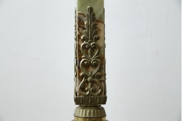 中古　イタリア高級家具　組み立て式　大理石　ヨーロピアンなお部屋の演出にピッタリな真鍮製のポールハンガー　(R-075440)