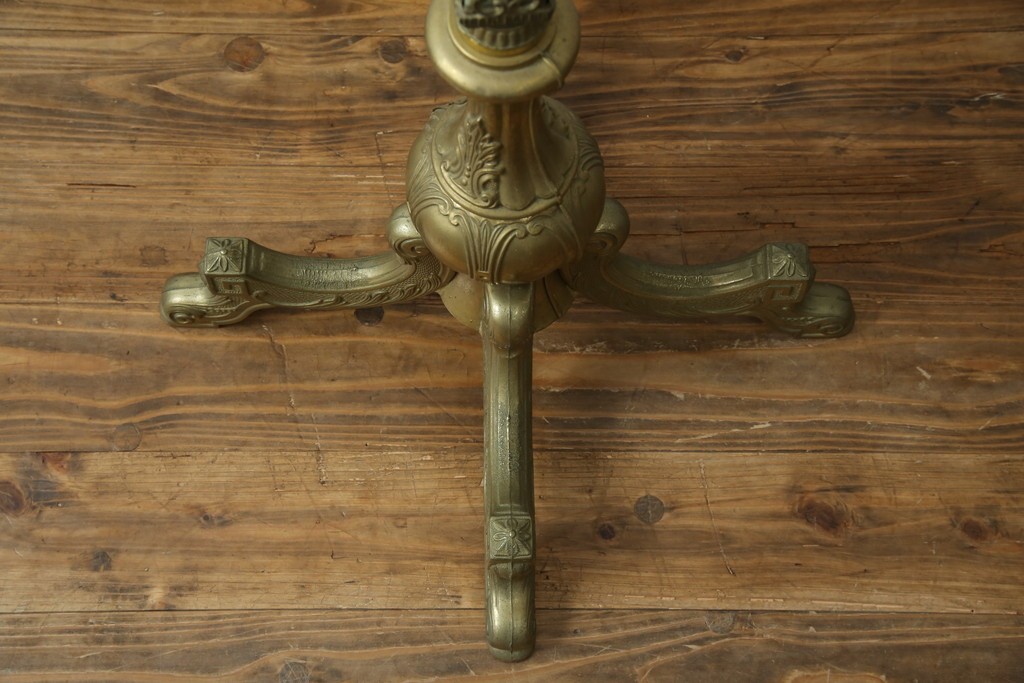 中古　イタリア高級家具　組み立て式　大理石　ヨーロピアンなお部屋の演出にピッタリな真鍮製のポールハンガー　(R-075440)