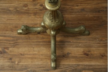 中古　イタリア高級家具　組み立て式　大理石　ヨーロピアンなお部屋の演出にピッタリな真鍮製のポールハンガー　(R-075440)
