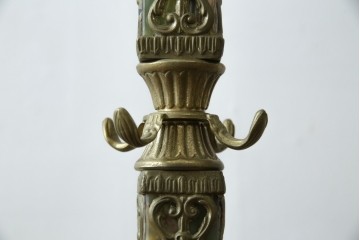 中古　イタリア高級家具　組み立て式　大理石　ヨーロピアンなお部屋の演出にピッタリな真鍮製のポールハンガー　(R-075440)