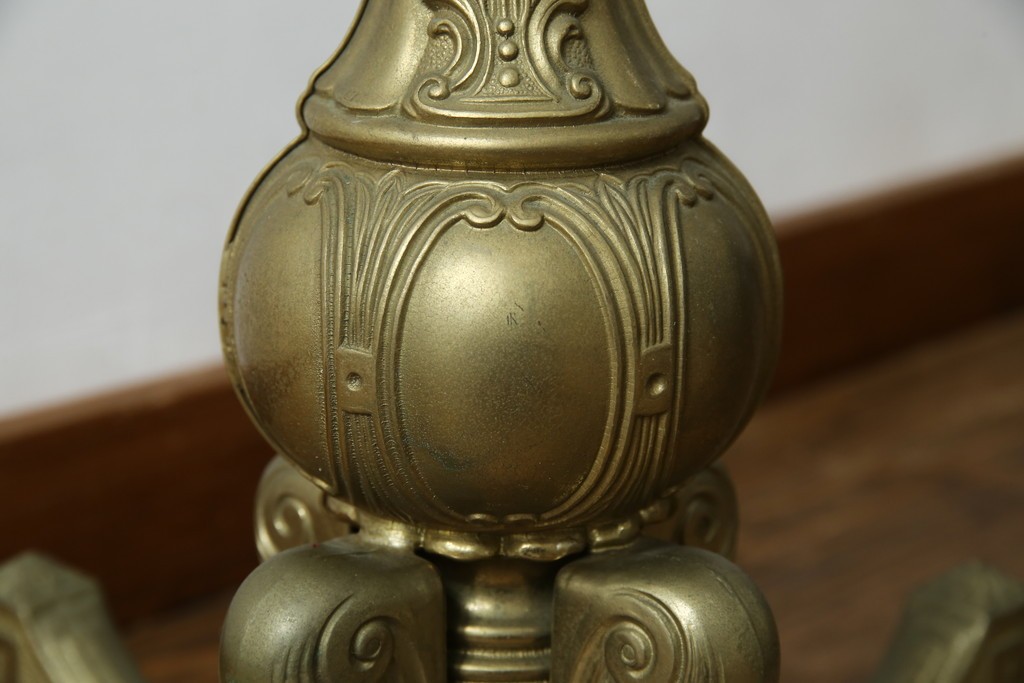 中古　イタリア高級家具　組み立て式　大理石　ヨーロピアンなお部屋の演出にピッタリな真鍮製のポールハンガー　(R-075440)